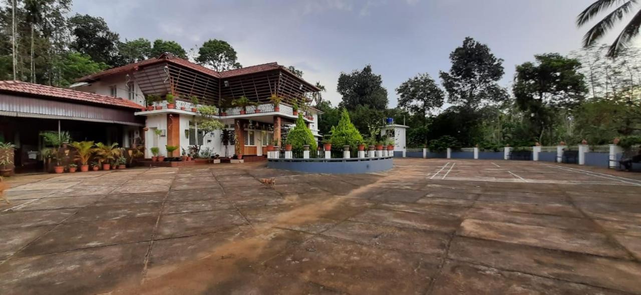 Pepper Valley Resort 卡尔佩特塔 外观 照片